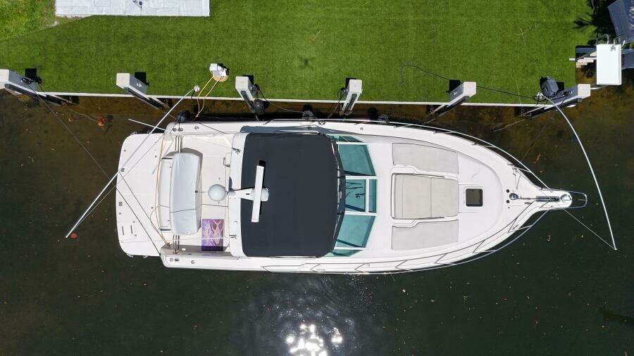 1998 Tiara Yachts 3500 Express