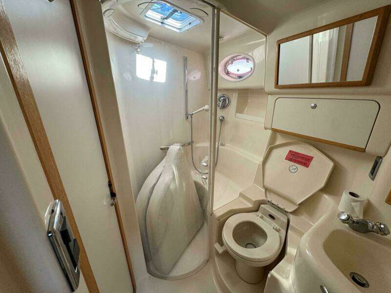 1997 Sea Ray 450 Sundancer