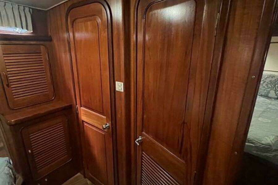 1986 Gulfstar 44 Aft Cabin MY