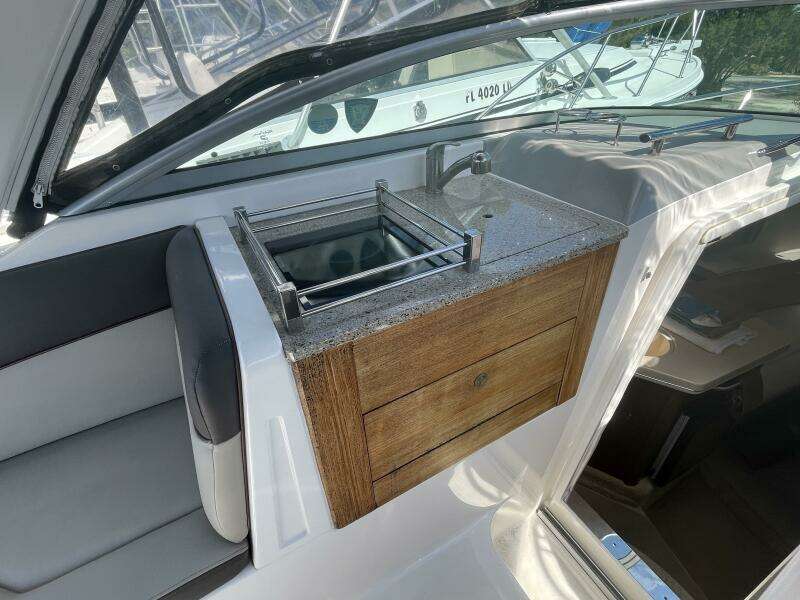 2015 Sea Ray 260 Sundancer