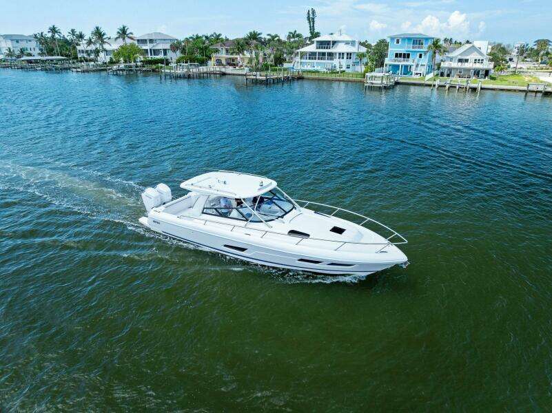 2022 Intrepid 438 Evolution