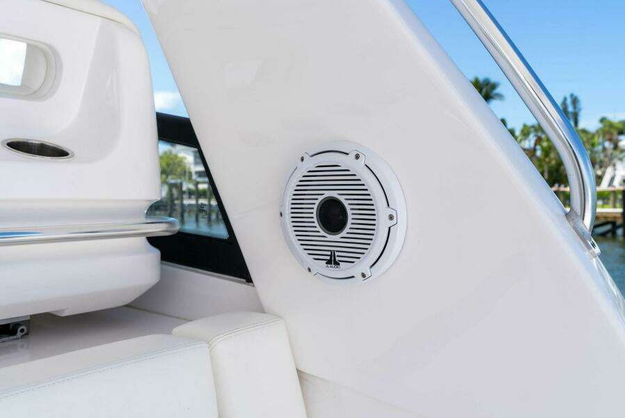 2022 Intrepid 438 Evolution