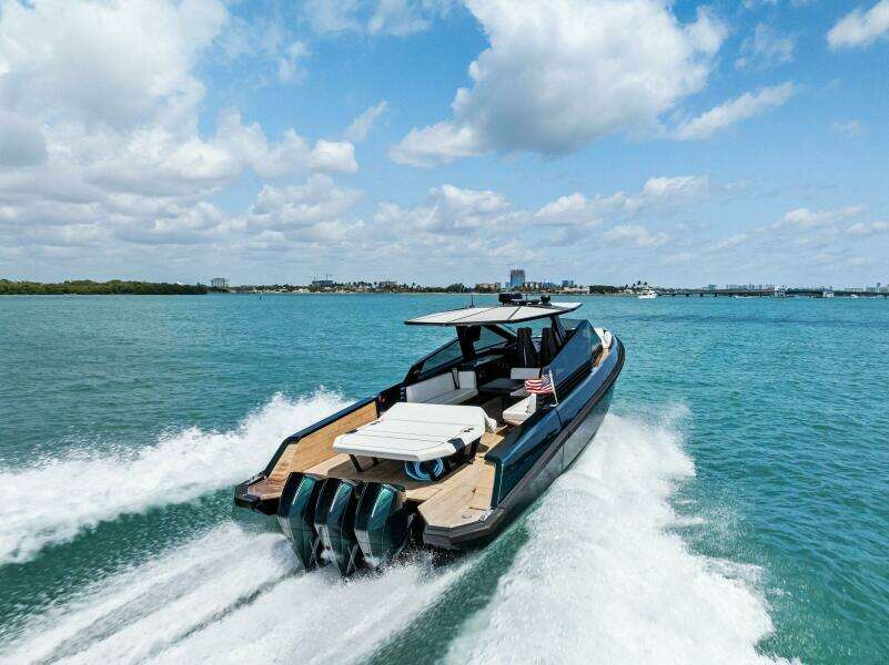 2023 Wally Wallytender 43X