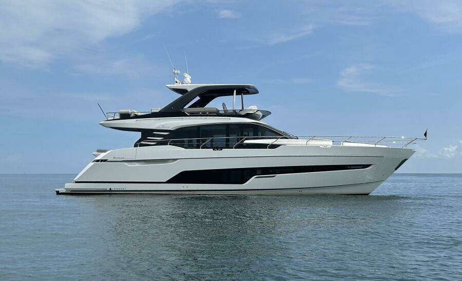 2024 Fairline Squadron 68