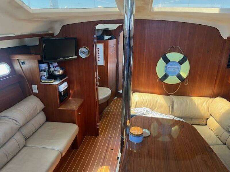 1999 Hunter Passage 450