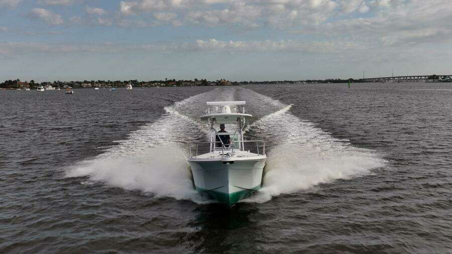 2009 Bimini 24 Center Console