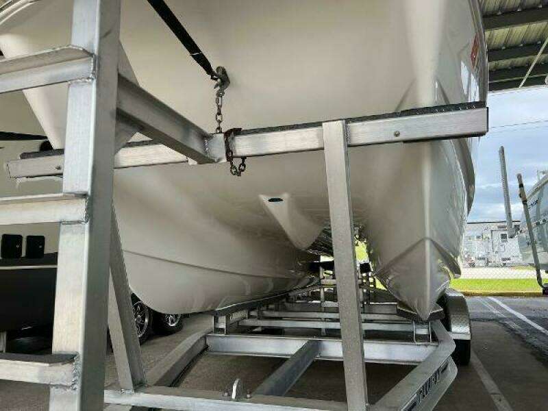 2022 World Cat 235 CC