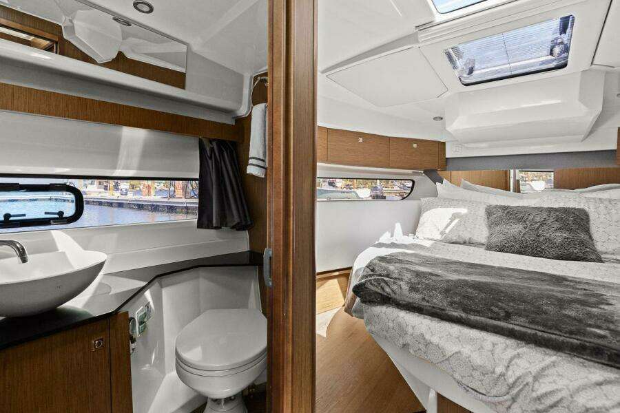 2020 Jeanneau NC 1095 Fly