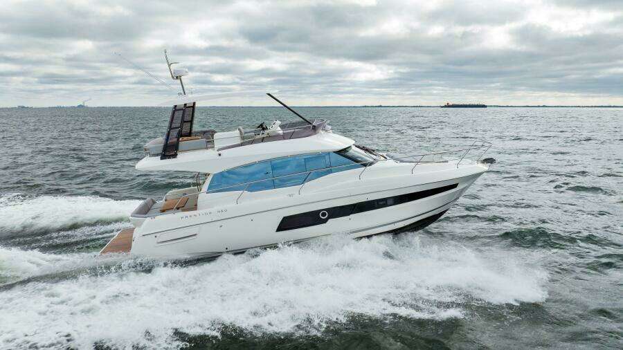 2024 46 Prestige Flybridge -Running Profile