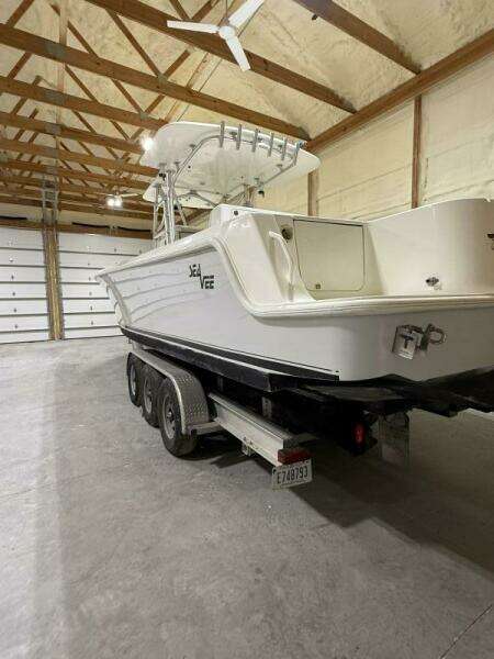 2011 SeaVee 340I Open