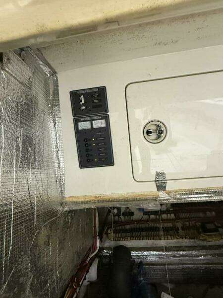 2011 SeaVee 340I Open