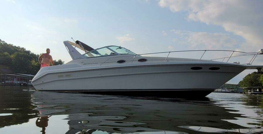 1994 Sea Ray 330 Express Cruiser