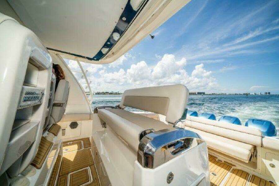 2017 Boston Whaler 42 Outrage