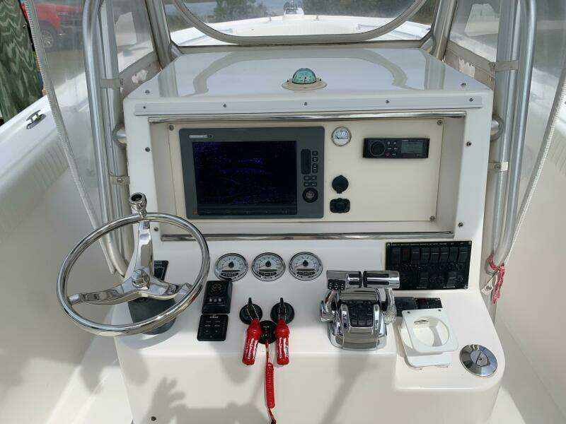 2005 Buddy Davis Center Console