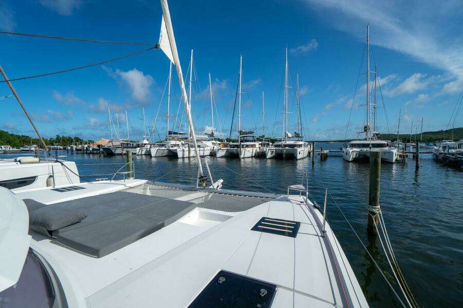 2020 Fountaine Pajot 