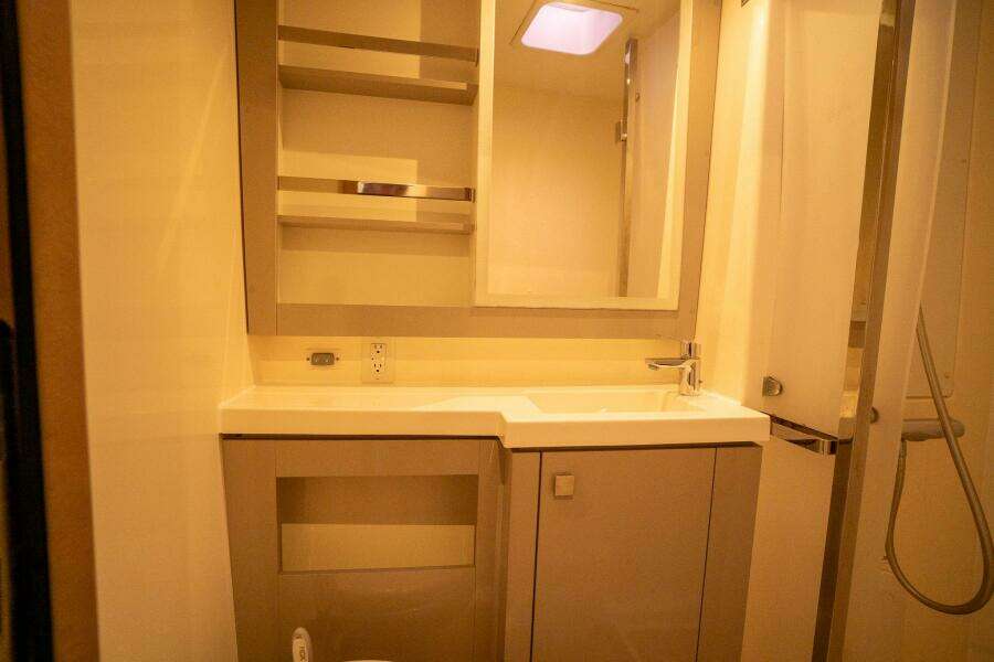 2020 Fountaine Pajot 