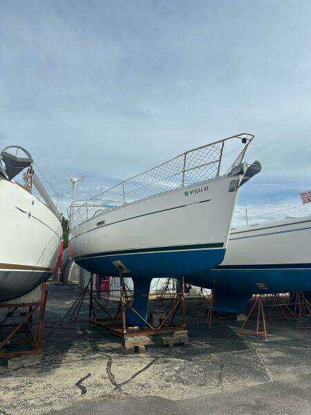 2000 Beneteau 331