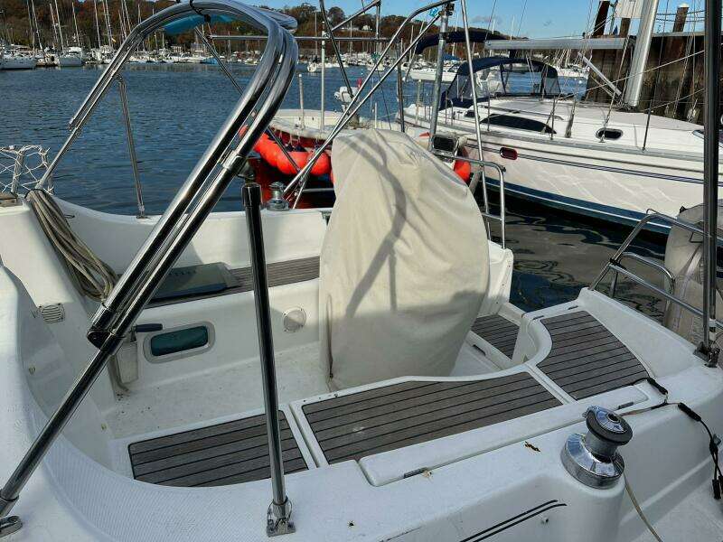 2000 Beneteau 331