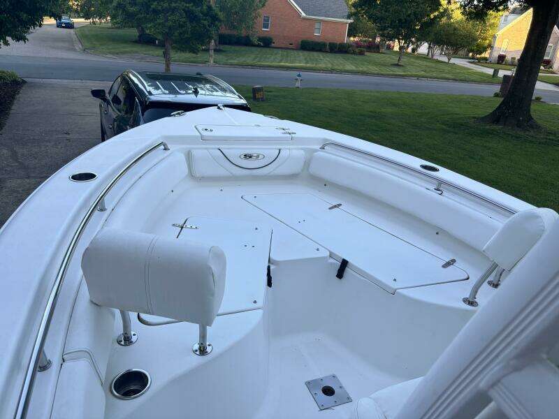 2017 Sea Hunt 225 Ultra