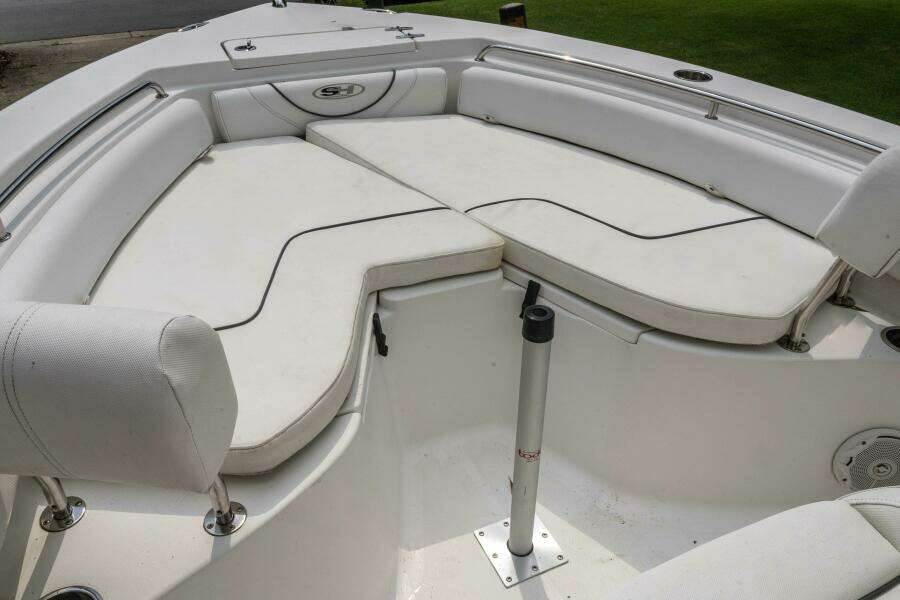 2017 Sea Hunt 225 Ultra