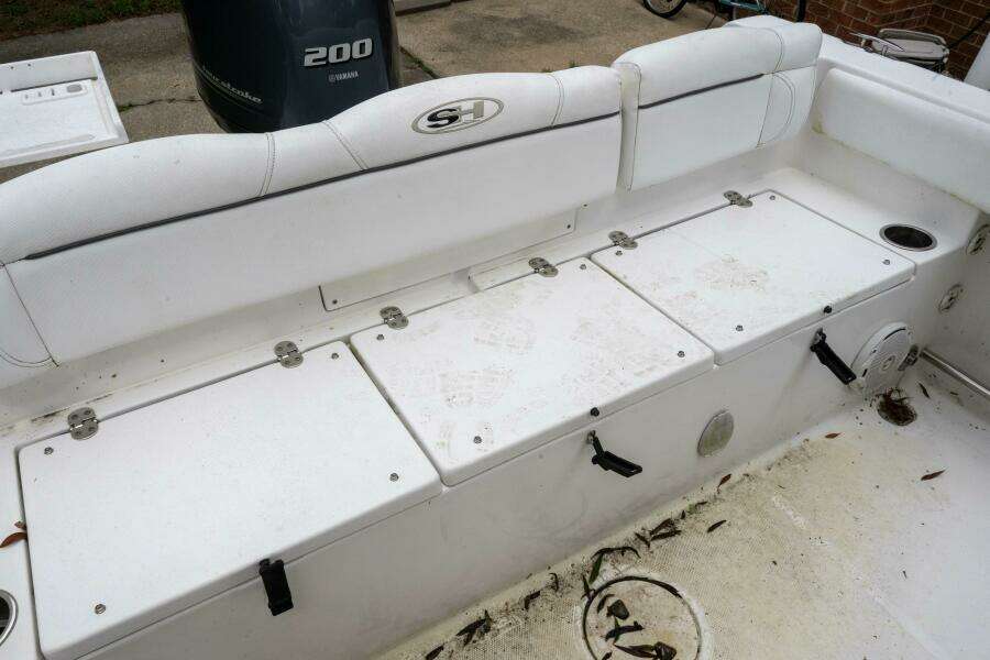 2017 Sea Hunt 225 Ultra