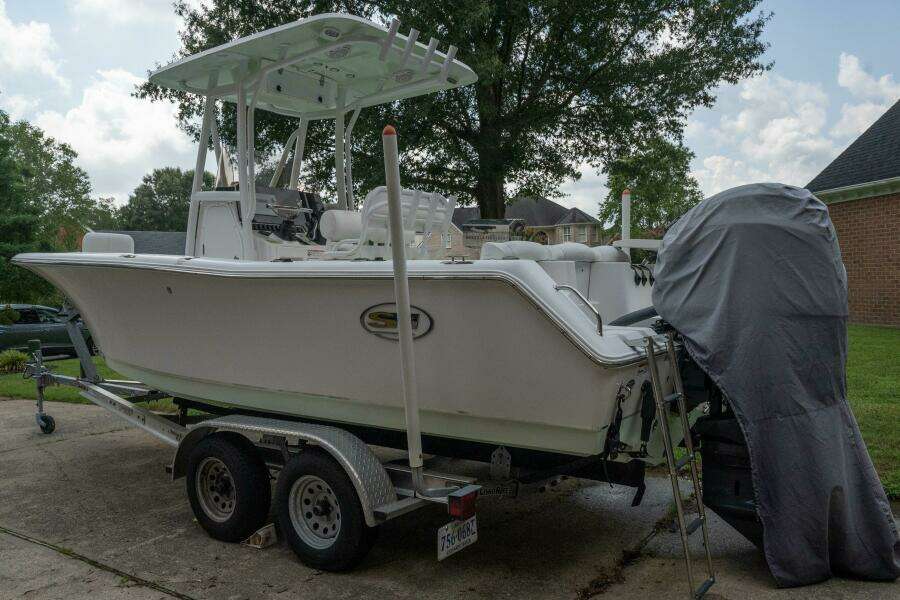2017 Sea Hunt 225 Ultra