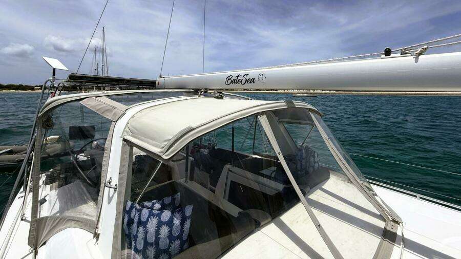 22 Deck Beneteau 461 2020