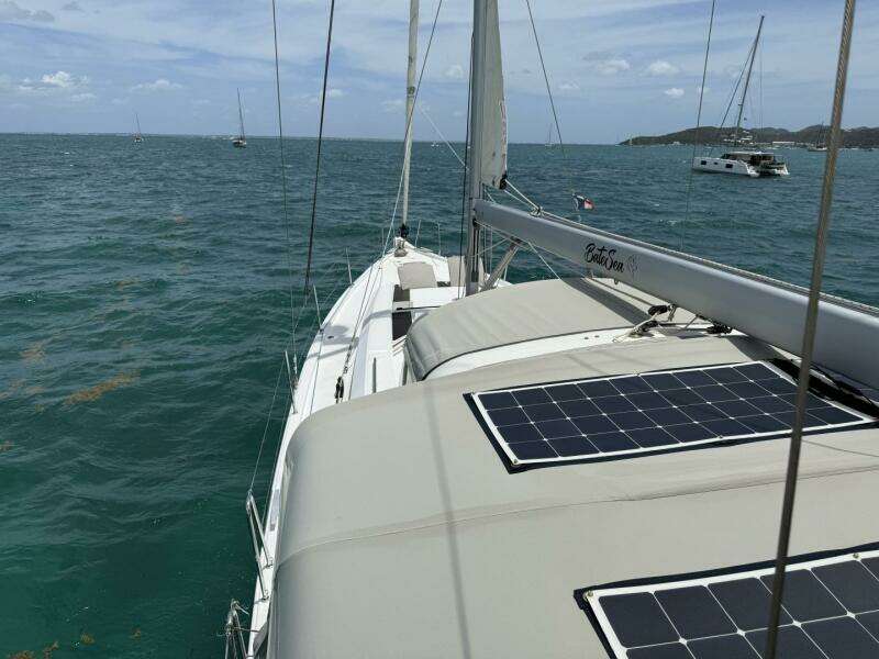 55 Solar Wind Beneteau 461 2020
