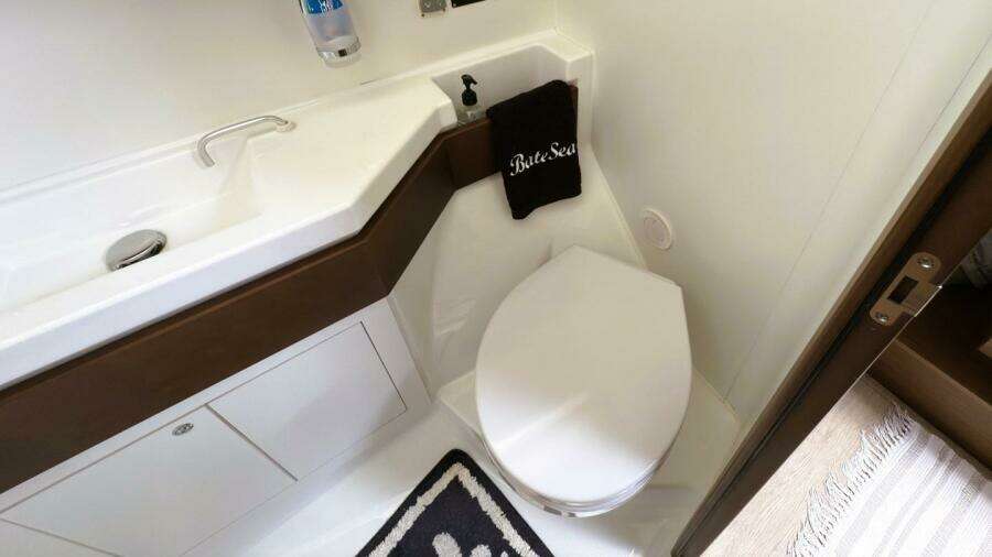 45 Head Beneteau 461 2020