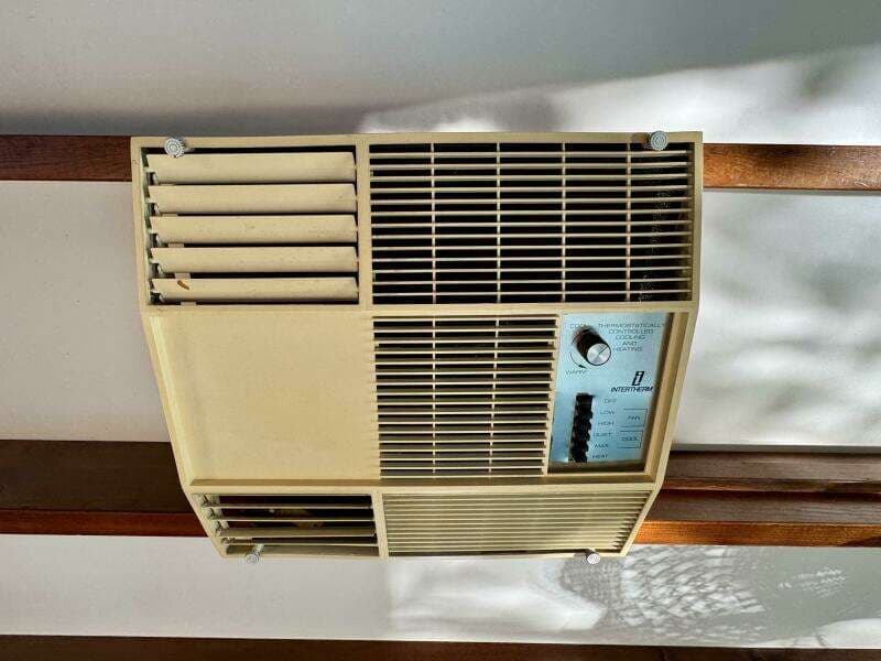 1977 Sumerset 14 x 58 Aluminum Hull Houseboat with Catwalks