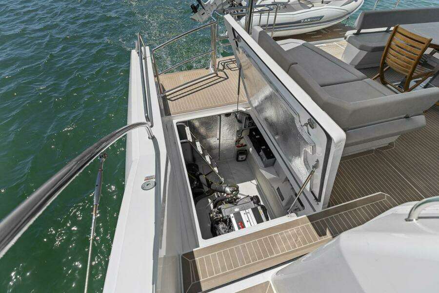 2021 Leopard 53 Powercat