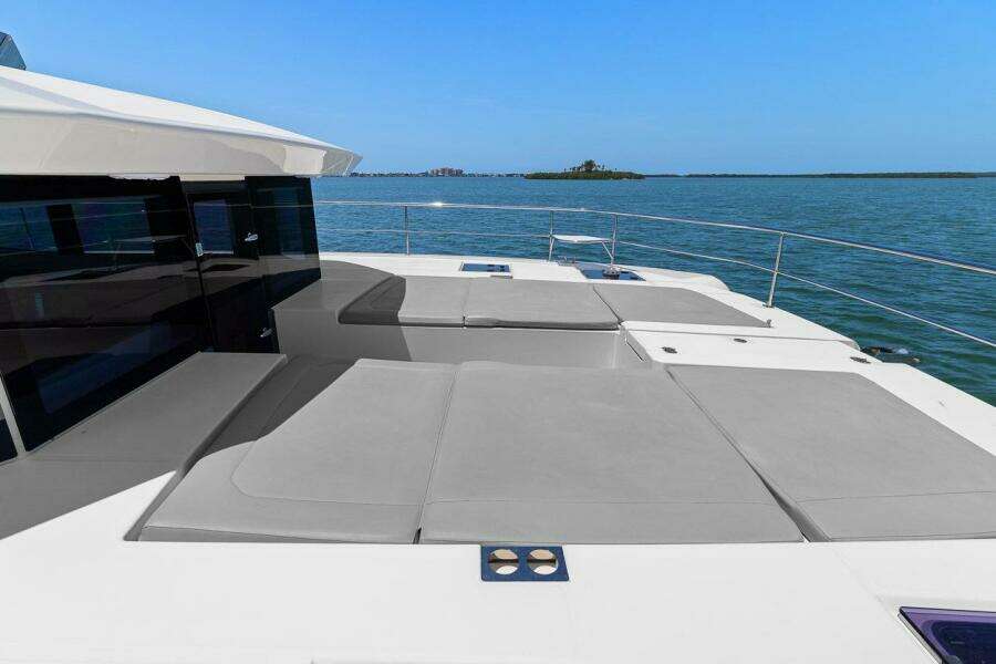 2021 Leopard 53 Powercat