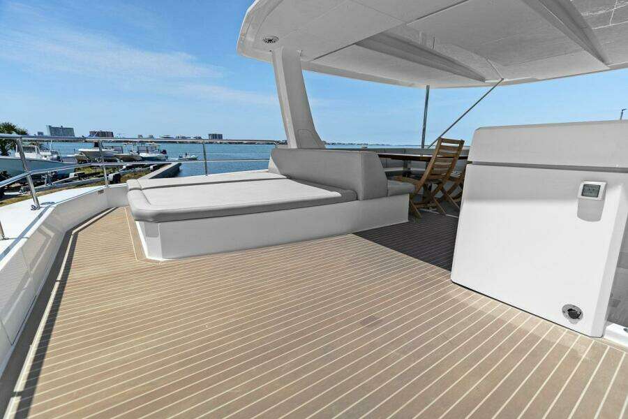 2021 Leopard 53 Powercat