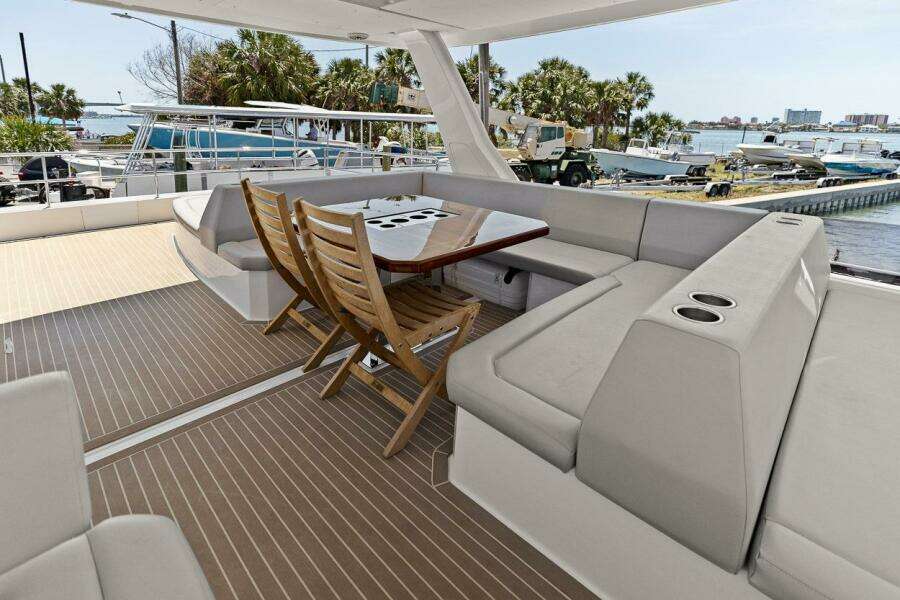 2021 Leopard 53 Powercat