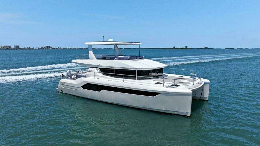 2021 Leopard 53 Powercat