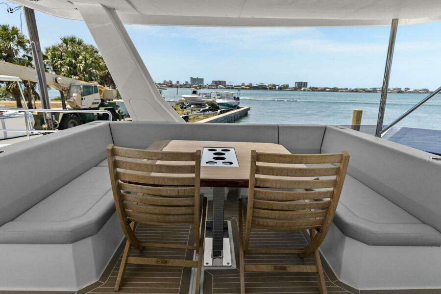 2021 Leopard 53 Powercat