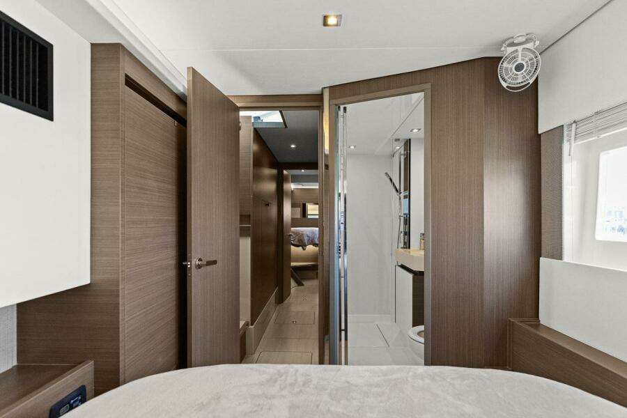 2021 Leopard 53 Powercat