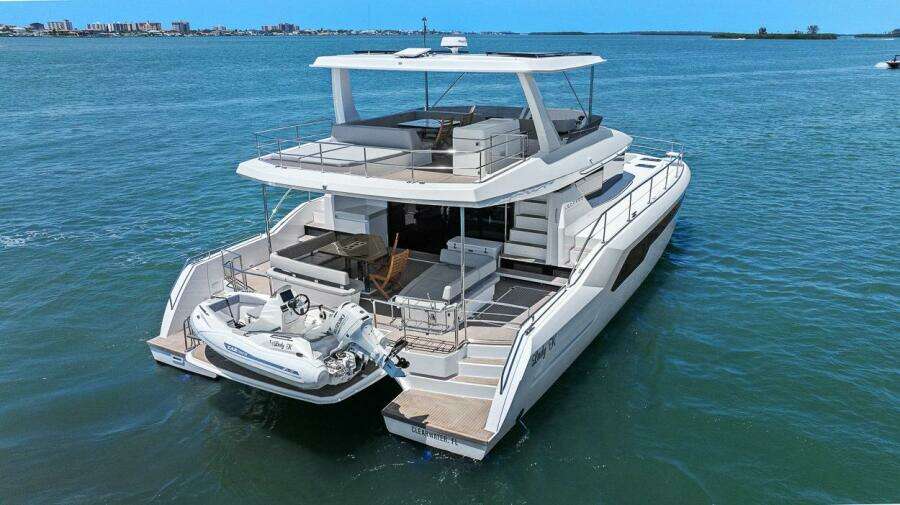 2021 Leopard 53 Powercat