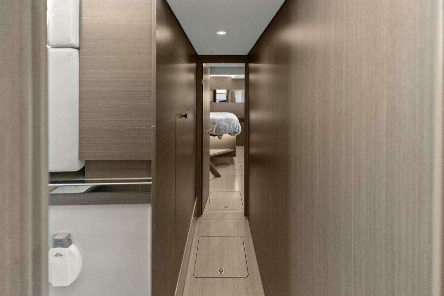 2021 Leopard 53 Powercat