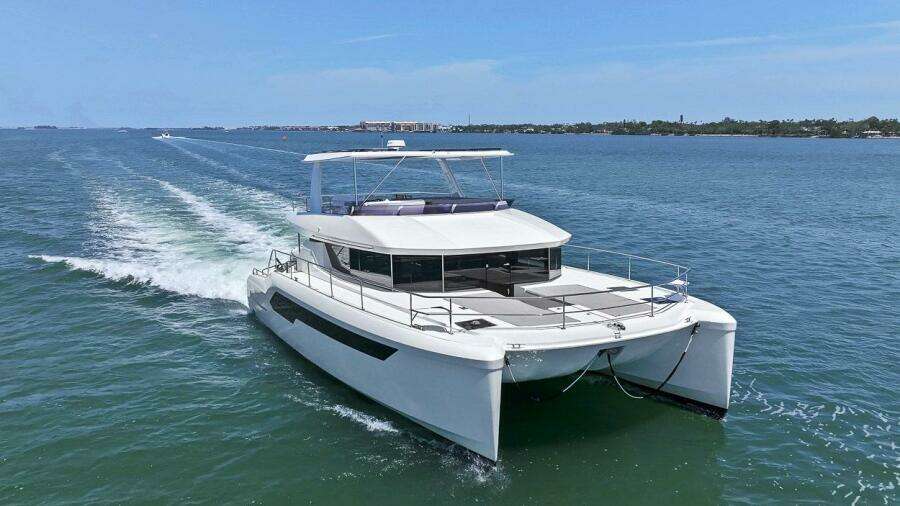 2021 Leopard 53 Powercat