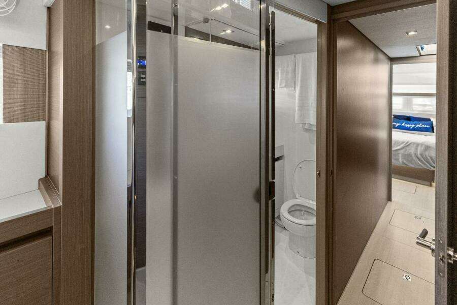 2021 Leopard 53 Powercat