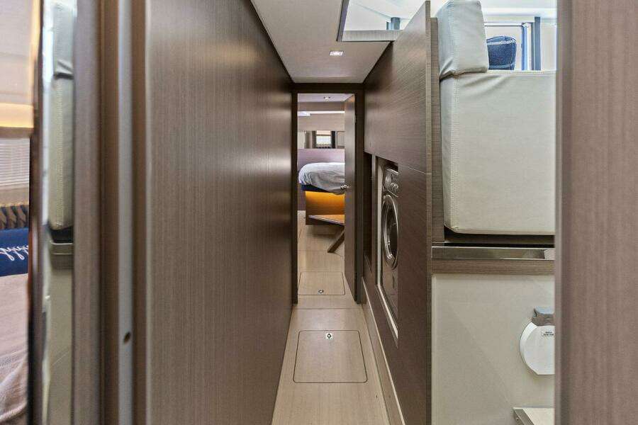 2021 Leopard 53 Powercat