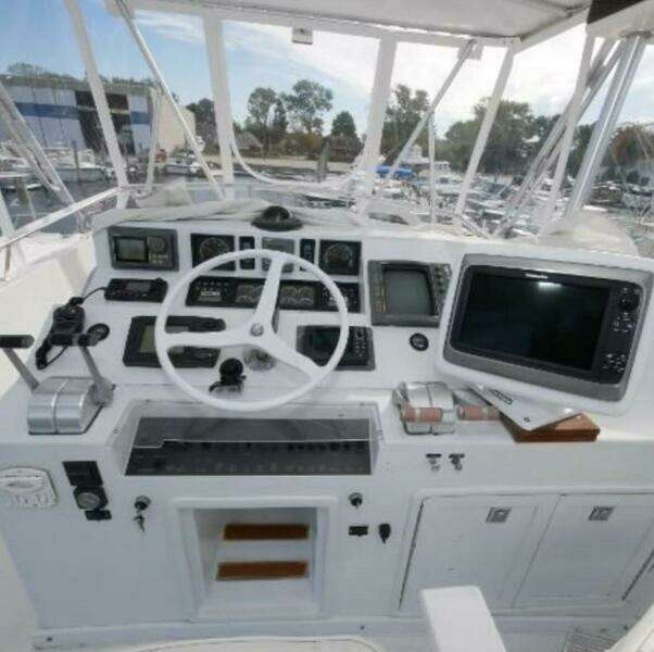 1996 Egg Harbor by Cayman