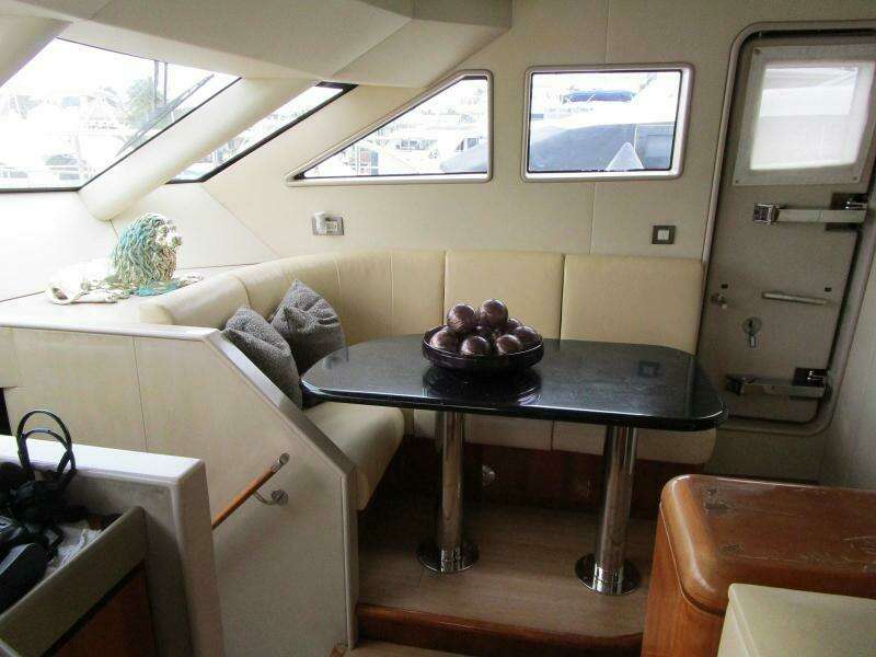 Pilothouse Settee