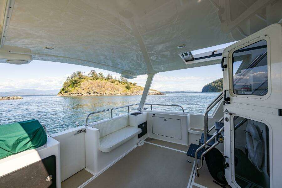 2009 Coastal Craft 400 IPS