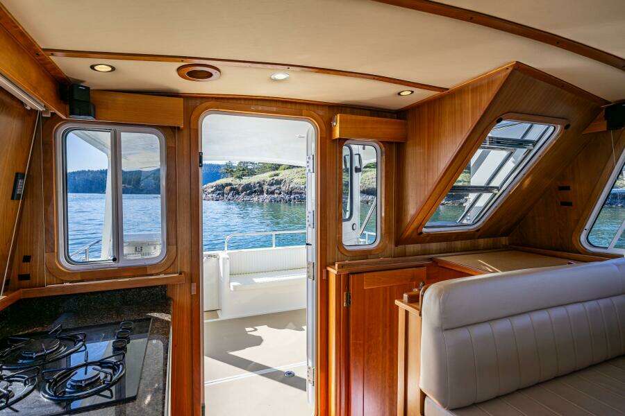 2009 Coastal Craft 400 IPS