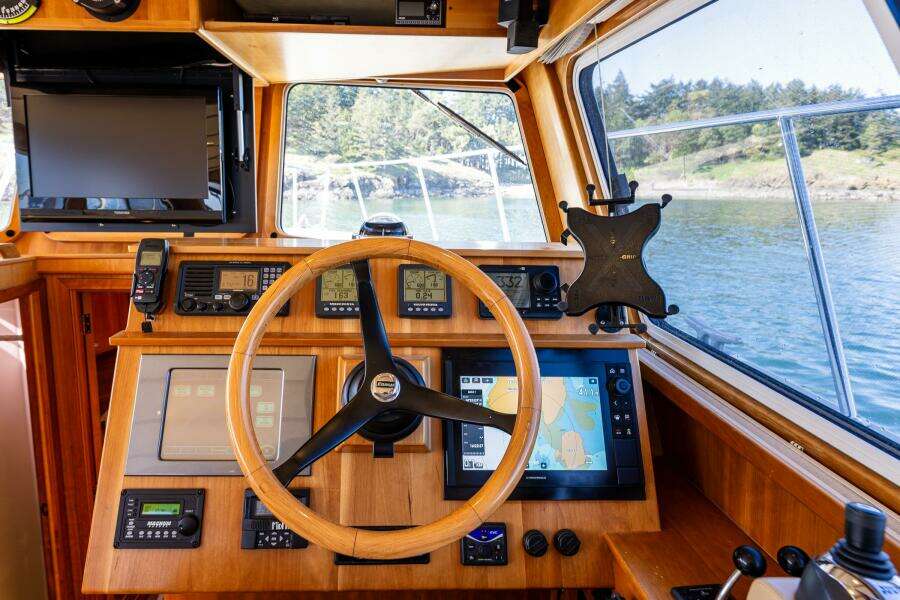 2009 Coastal Craft 400 IPS