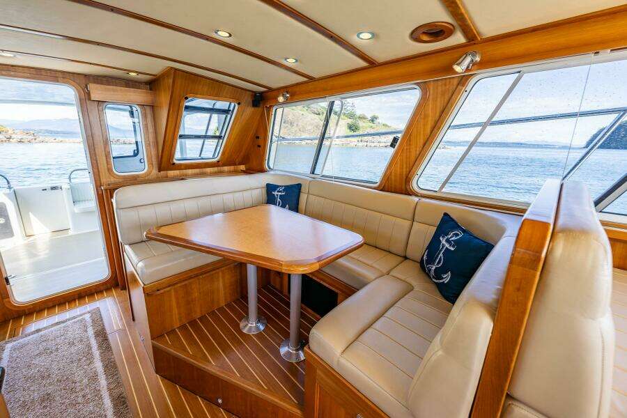 2009 Coastal Craft 400 IPS