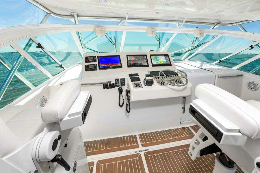 2008 Cabo 40 Express