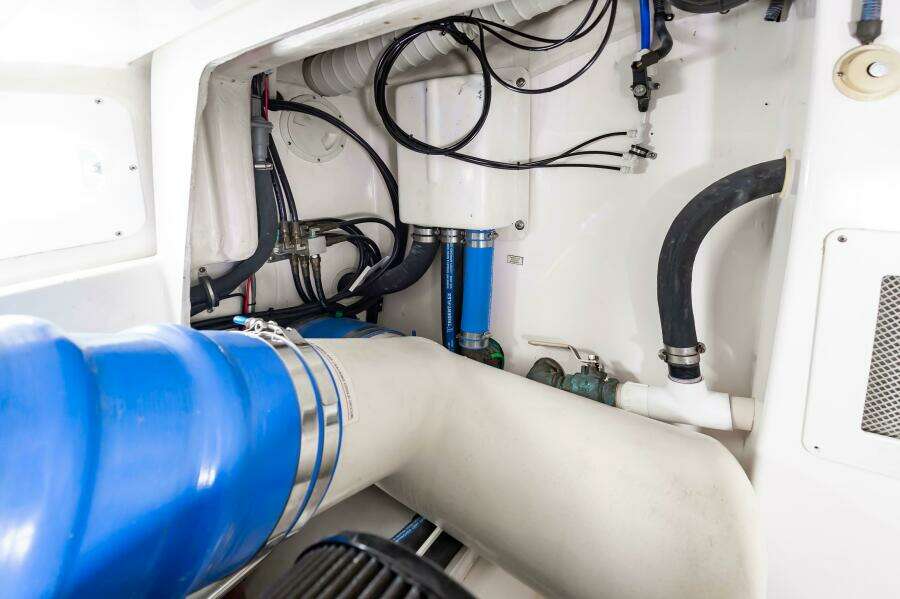 2008 Cabo 40 Express